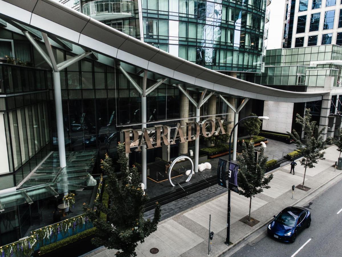 Paradox Hotel Vancouver Buitenkant foto